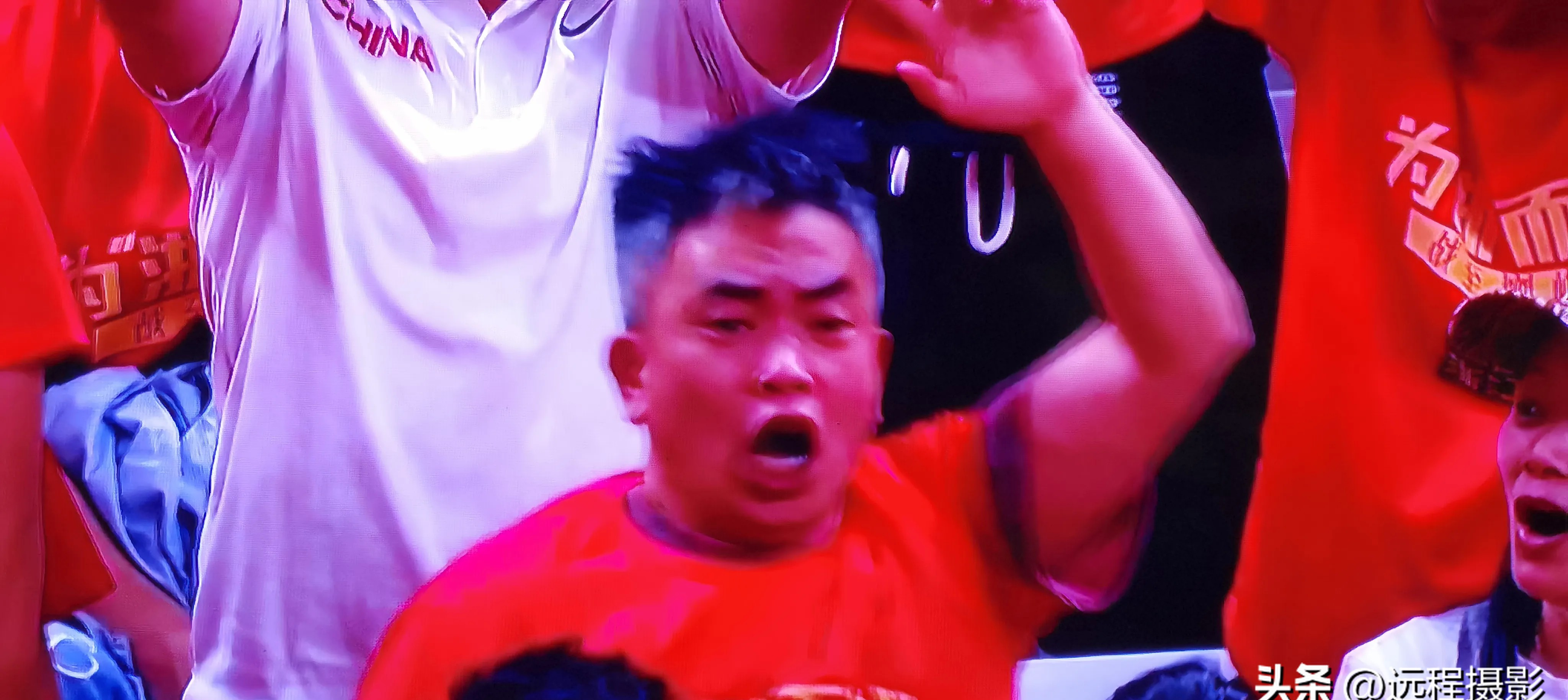 ag体育管理_关键时刻顶住压力笑到最后