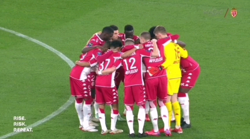 摩纳哥法甲战胜朗斯本耶德尔抽射得分的简单介绍