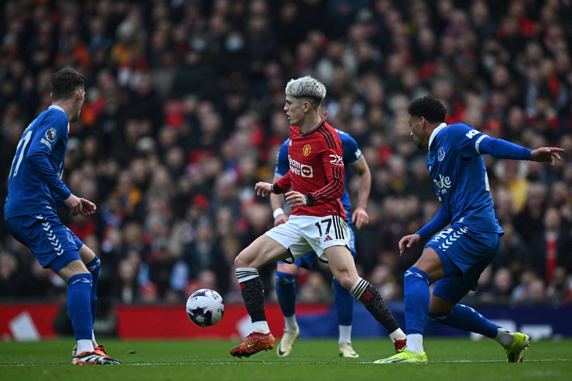 ag体育集团_曼联英超战胜埃弗顿霍伊伦推射破门的是谁